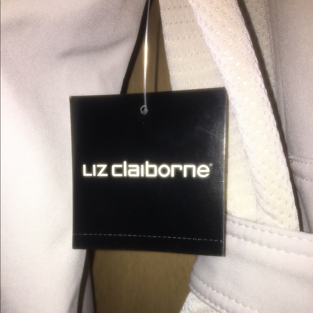 Jacket - Picture 5 of 6